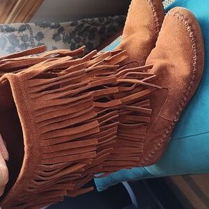 Fringed moccasin boots
